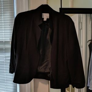 BAR III  Short black draped blazer